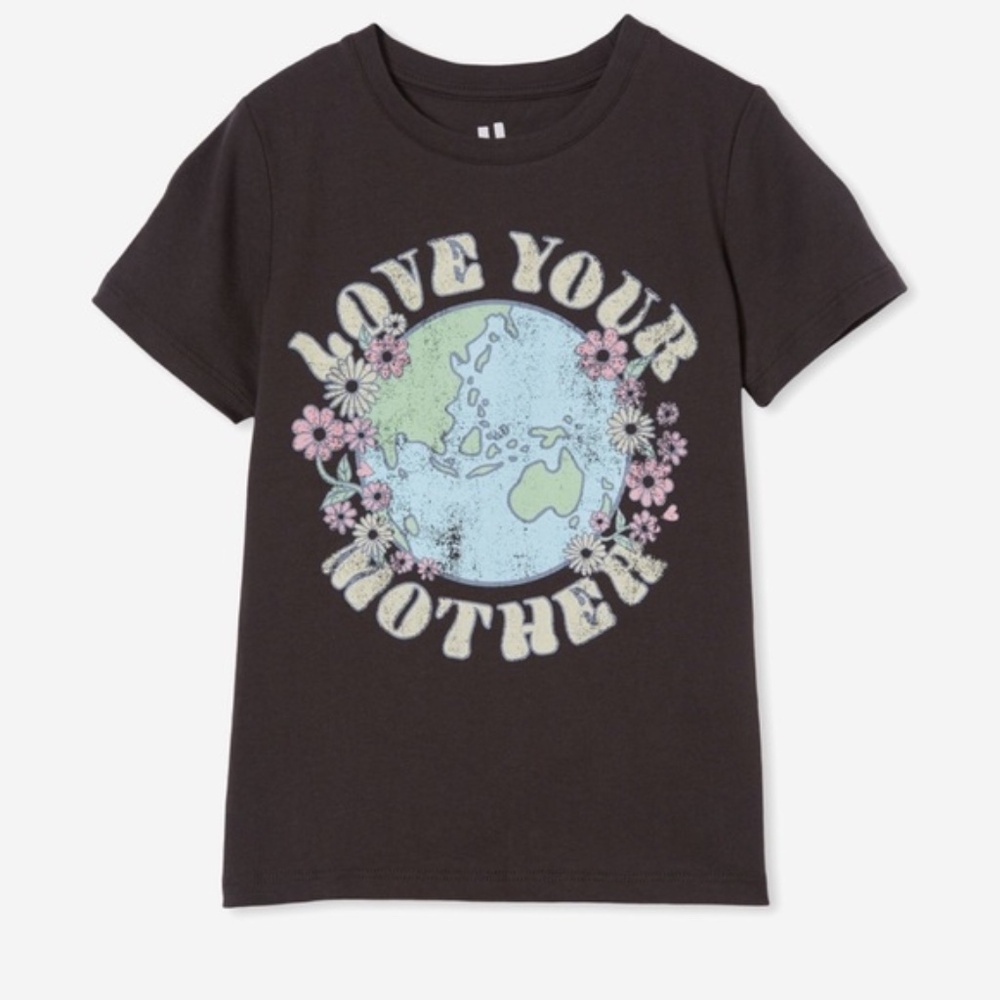 Cotton On Kids “Love Your Mother” T-Shirt Size: 6 Color: Grey
